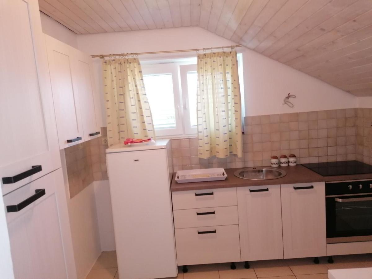 Apartment Dalmatien Raslina Exteriér fotografie