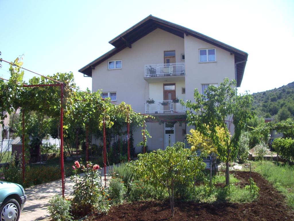 Apartment Dalmatien Raslina Exteriér fotografie